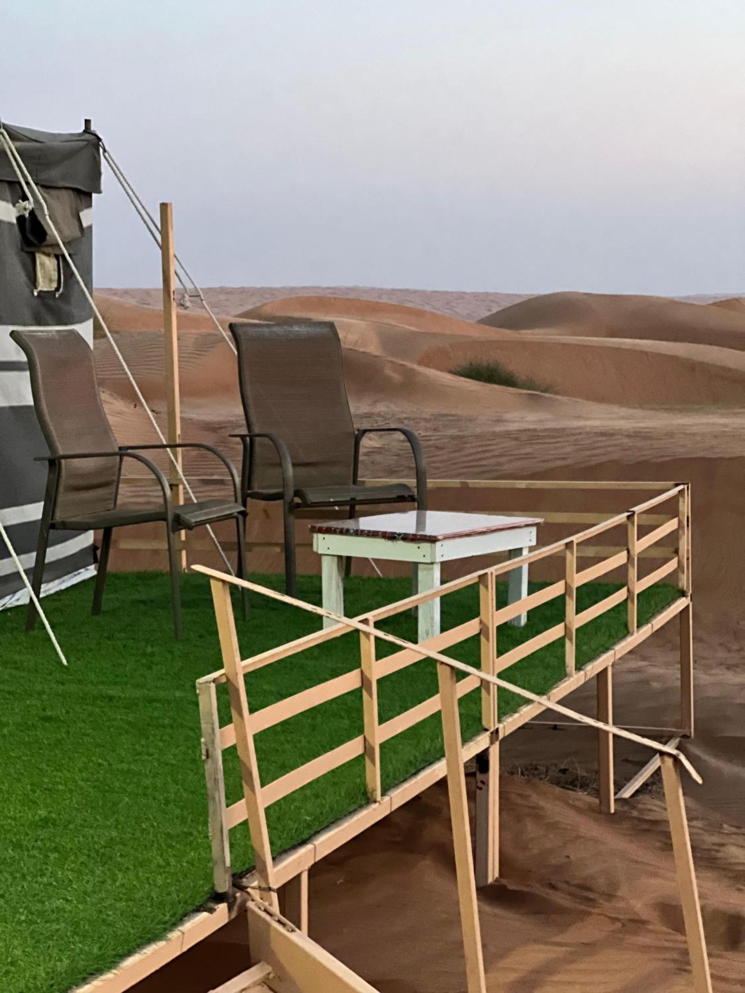 Sunrise Desert Local Private Camp Luxury tent Bidiya